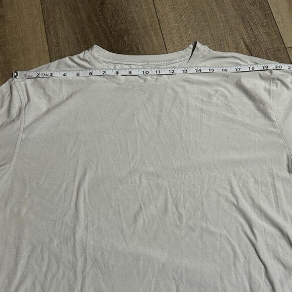 VUORI Light Gray Crewneck Soft Pima Cotton Tuvalu Tee Shirt Men's XL - Picture 8 of 10